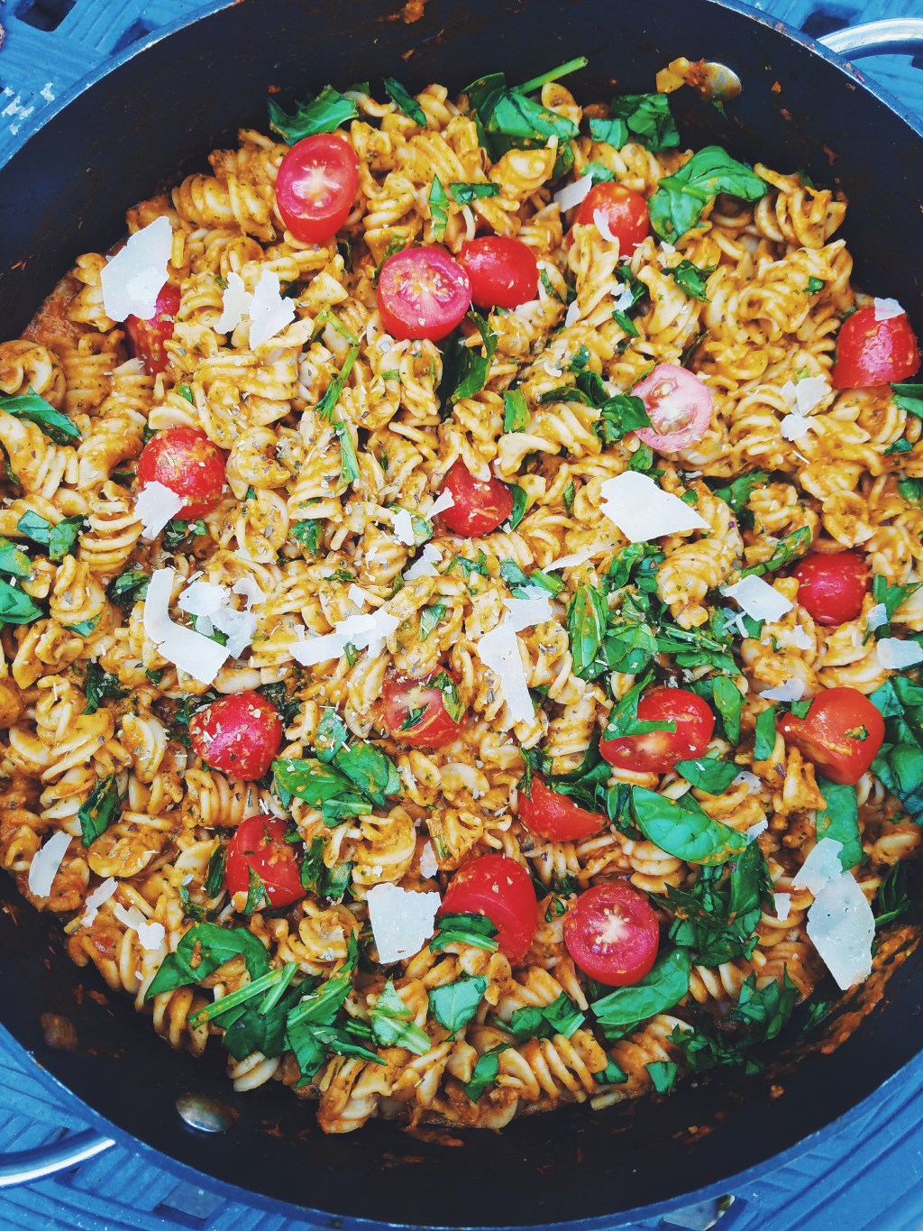 Pasta with Homemade Roasted Red Pepper Tomato&nbsp;Sauce